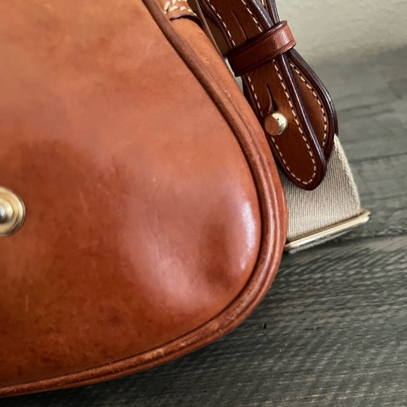 Dooney & Bourke  Bag - Picture 7 of 16